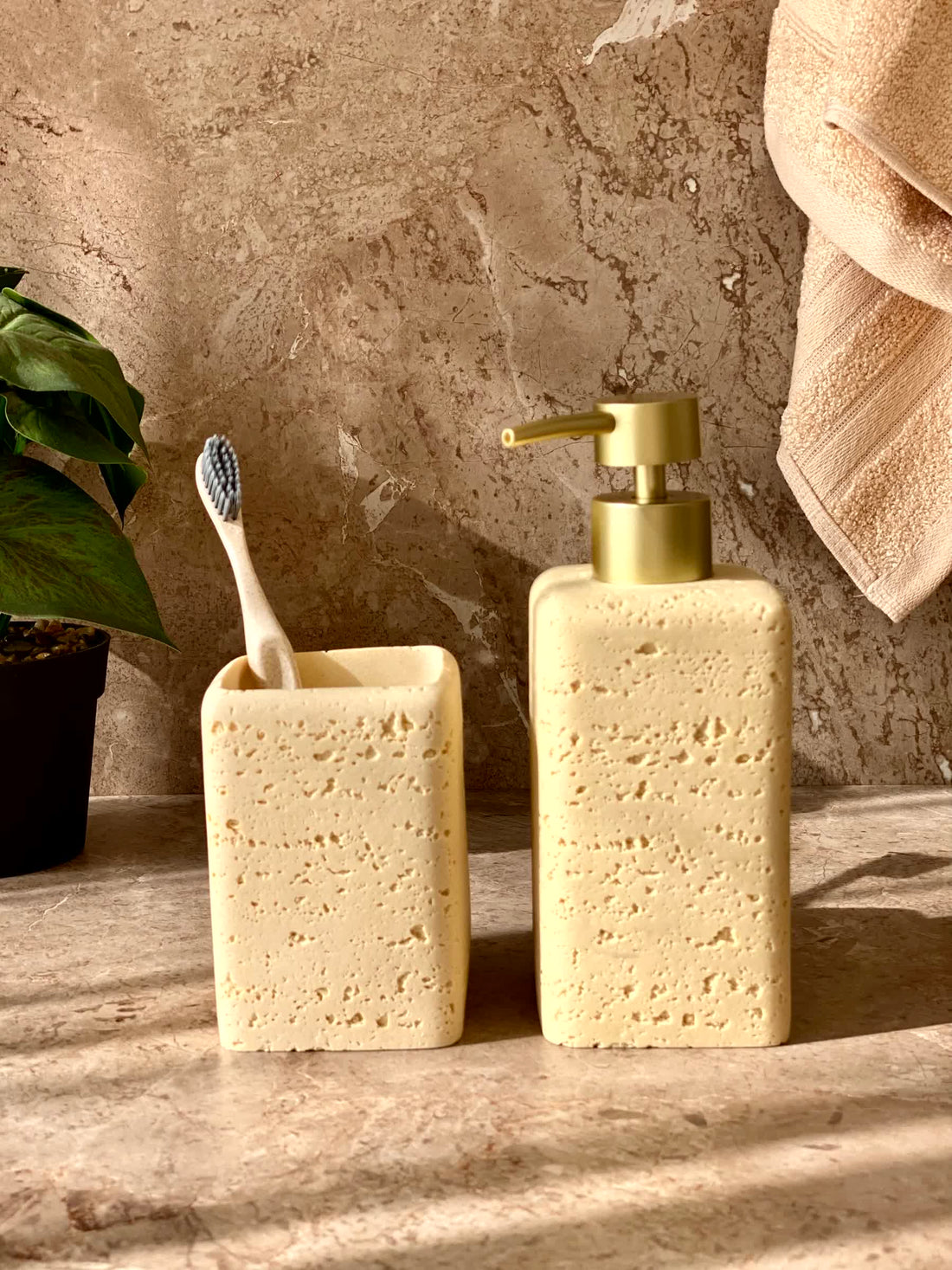 Soap dispenser